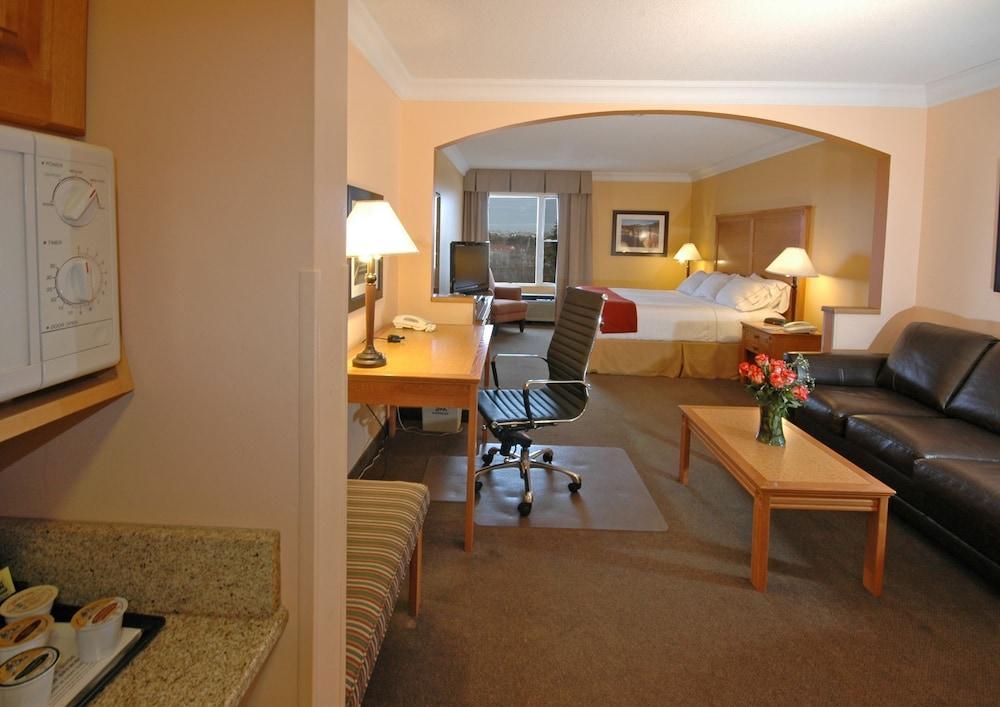 Holiday Inn Express Hotel & Suites Charlottetown By Ihg Extérieur photo