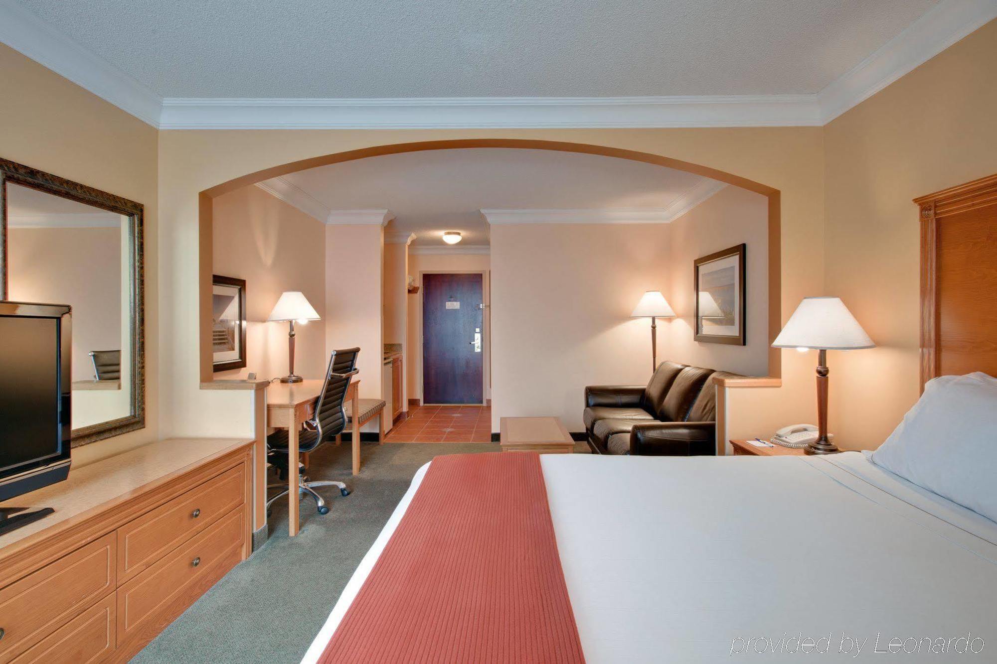 Holiday Inn Express Hotel & Suites Charlottetown By Ihg Extérieur photo